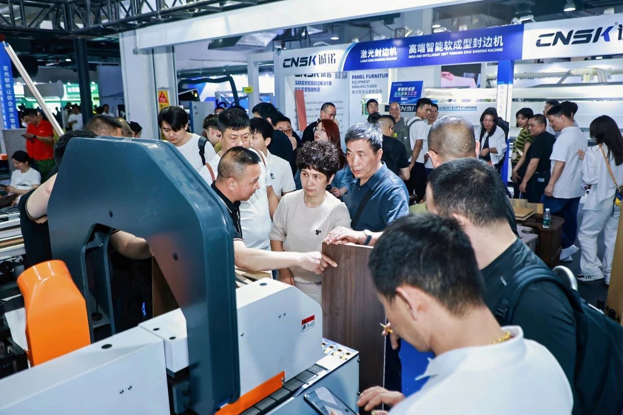 welcome《2027广州定制家居机械设备展览会》官方网站